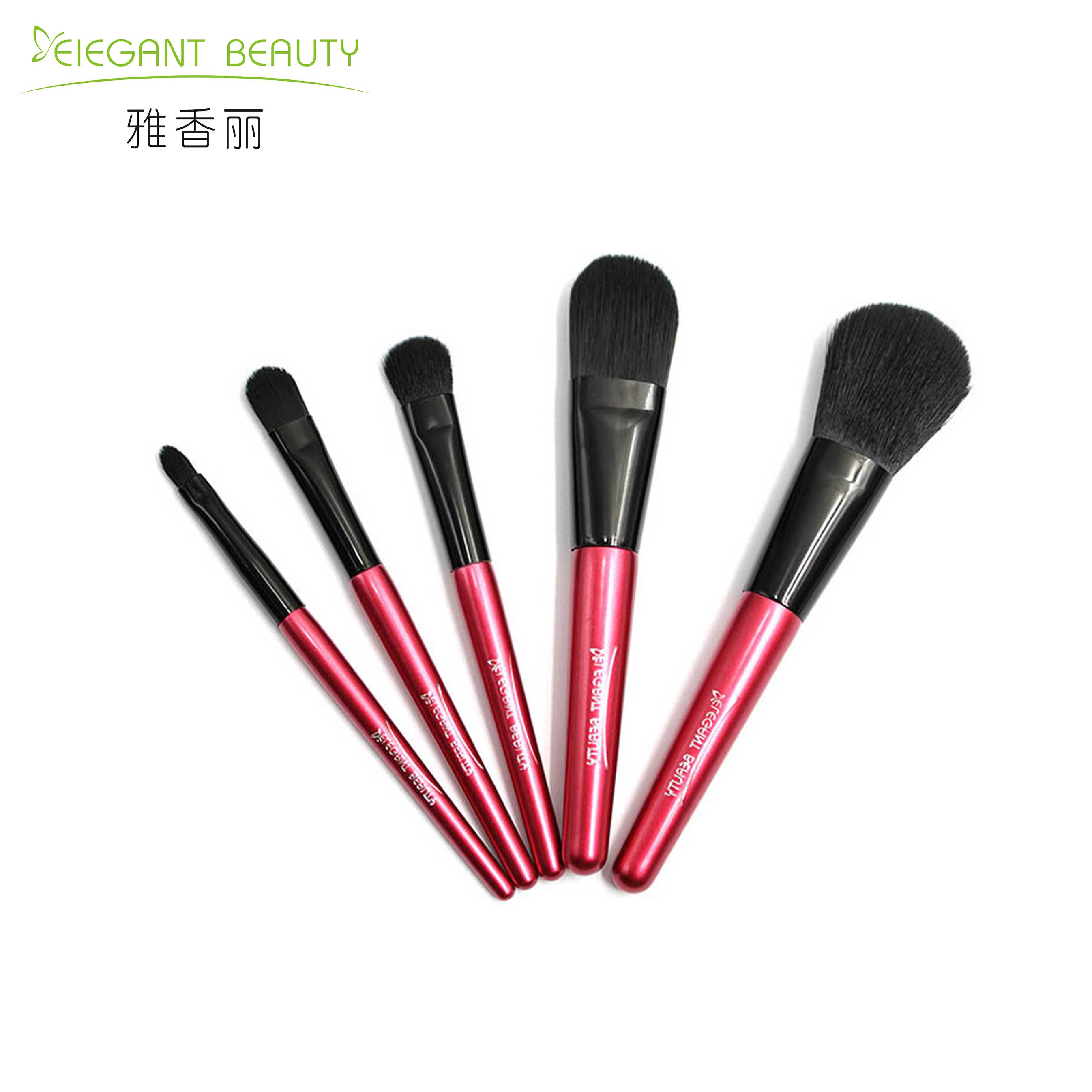 为什么专业化妆师更倾向于使用定制的成套新大香蕉网？